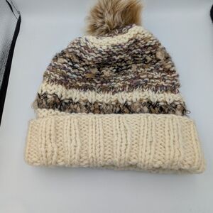 4/24$ 🌻85% wool and fox fur knit toque winter hat